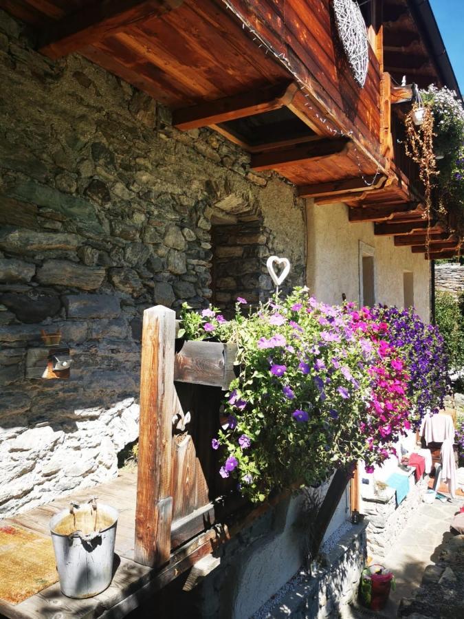 Maison Le Cler Valtournenche Exterior foto
