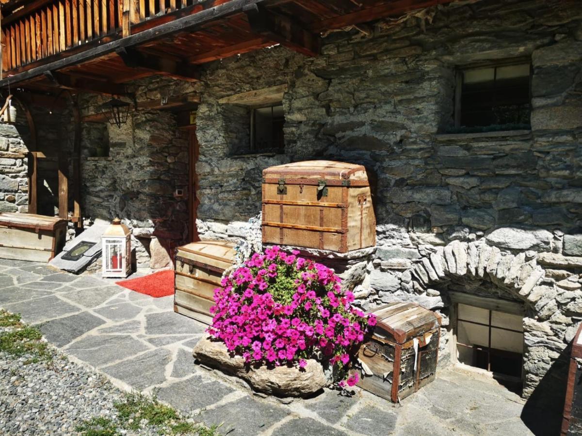 Maison Le Cler Valtournenche Exterior foto