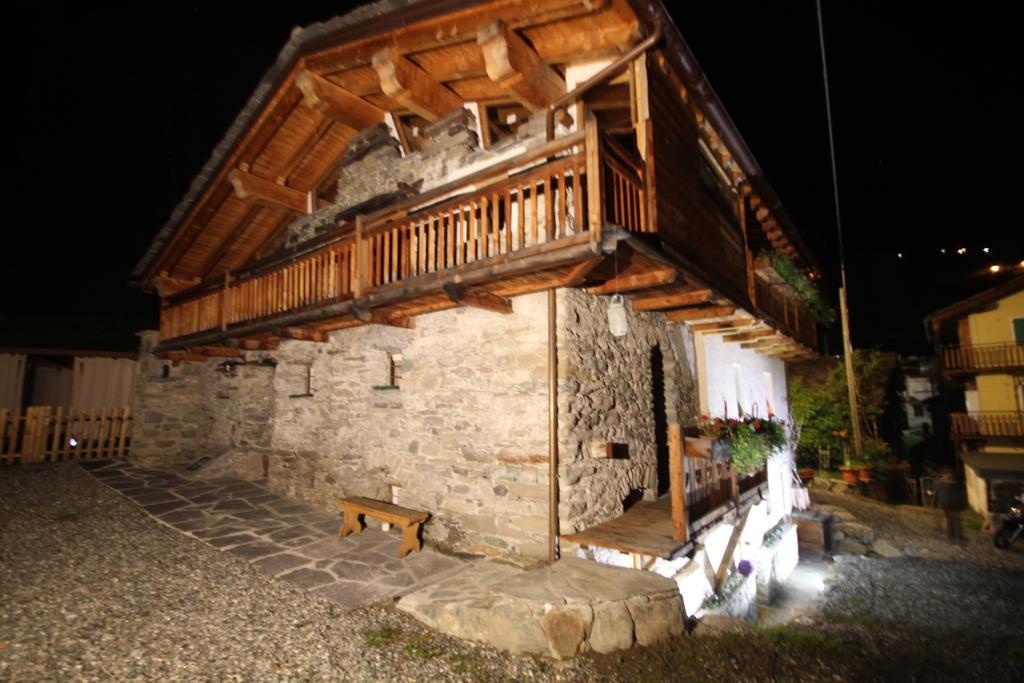 Maison Le Cler Valtournenche Exterior foto